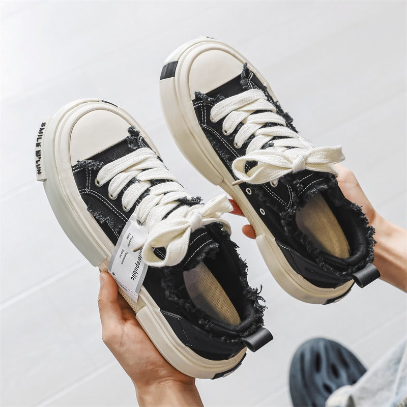 Night Smile Classics Sneaker