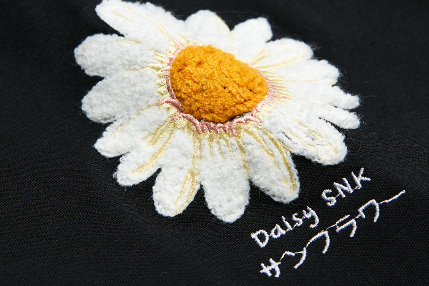 "SNK Daisy Charm" 250G Oversized Men's Tee